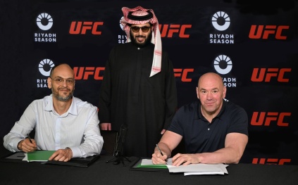 اتفاقية استراتيجية بين "موسم الرياض" ومنظمة فنون القتال المختلطة "UFC"