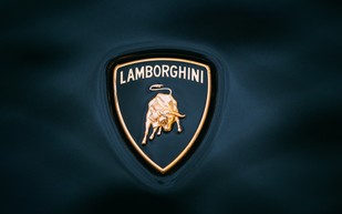 «لامبورغيني» تعتزم كشف النقاب عن النموذج الهجين «PHEV» الجديد العام الجاري