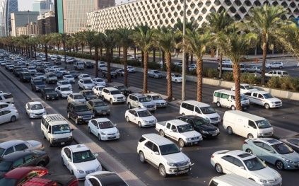 السعودية تُخفف عن سائقيها.. 50% تخفيض على مخالفات المرور