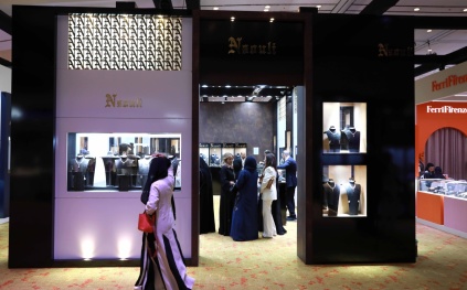 الأسبوع السعودي الدولي للفخامة يفتح أبوابه في الرياض كاشفًا عن عالمٍ من الجمال الاستثنائي