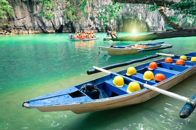 لقطة من جزيرة بوراكاي أحد مناطق السياحة العلاجية في الفلبين