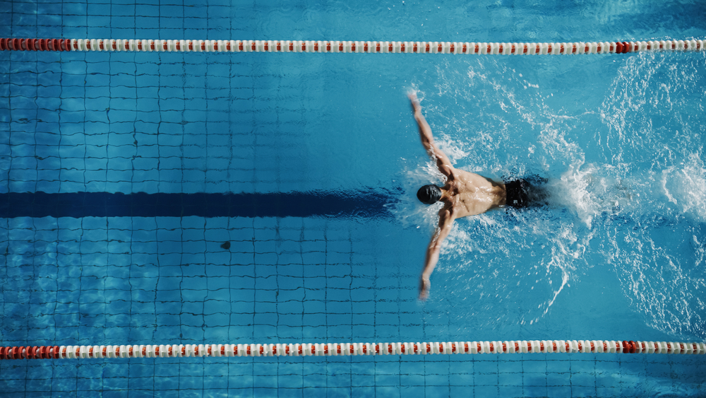 السباحة أكثر رياضة تحرق سعرات حرارية للجسم